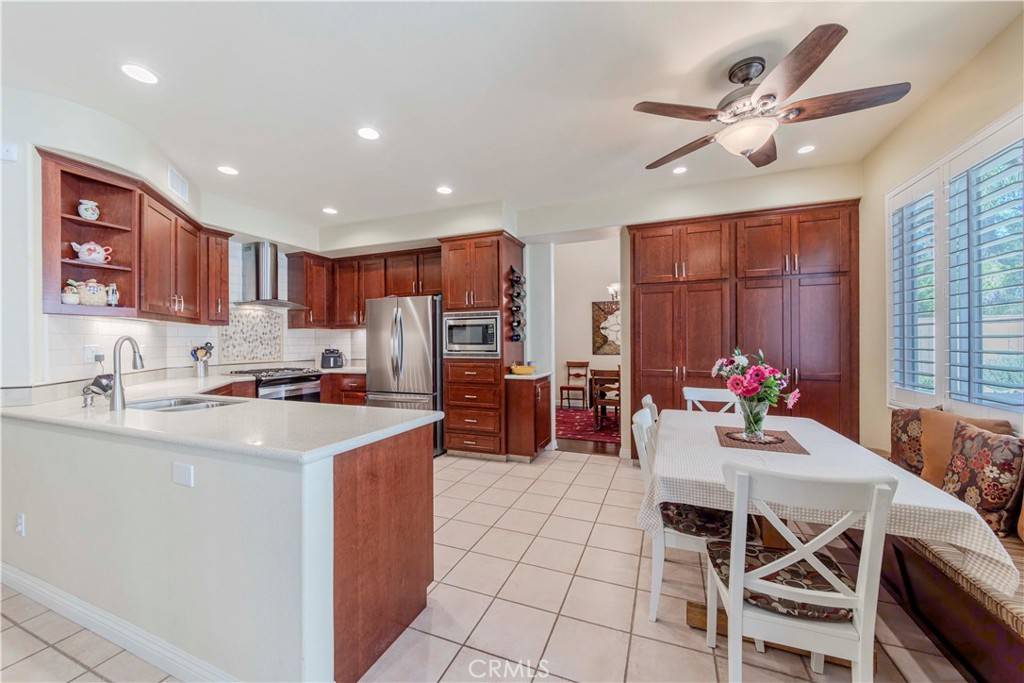 Rancho Santa Margarita, CA 92688,27 Calle Gazapo