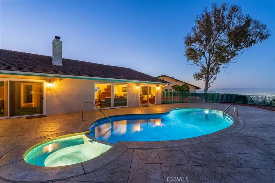 27138 Diamondhead LN, Rancho Palos Verdes, CA 90275