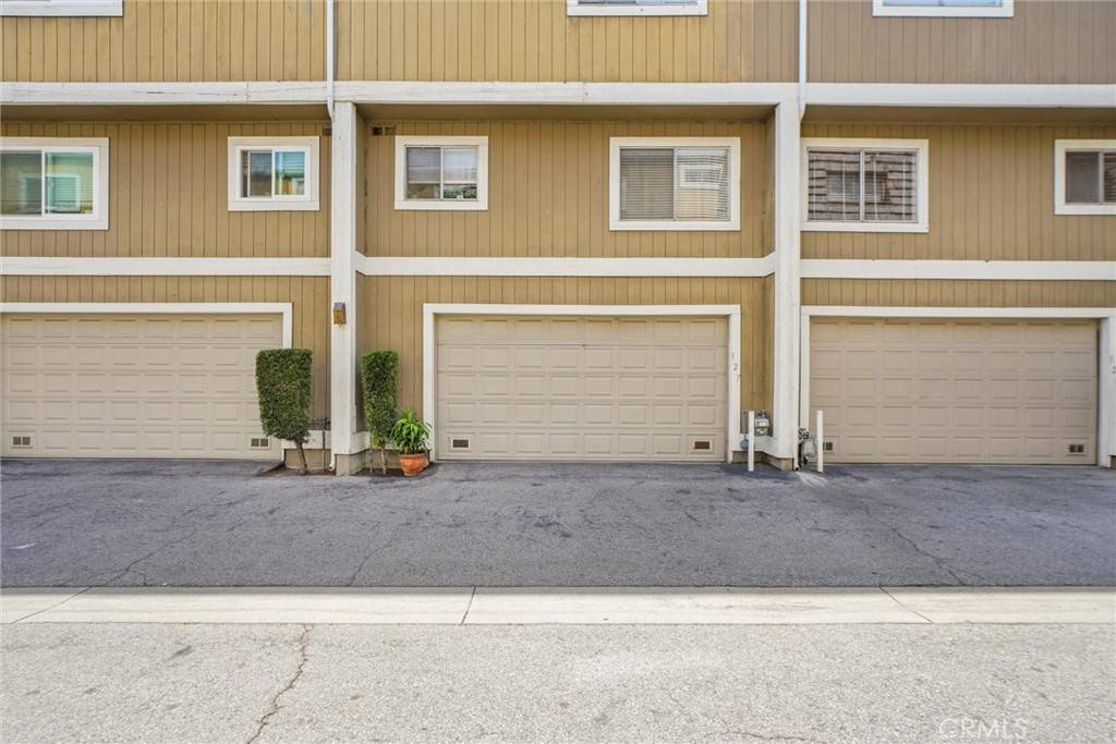 1933 Glenoaks BLVD #127, San Fernando, CA 91340