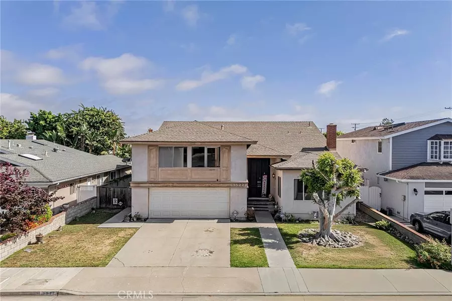 9522 Yellowstone DR, Huntington Beach, CA 92646