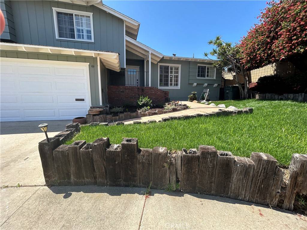 Harbor City, CA 90710,990 244th ST