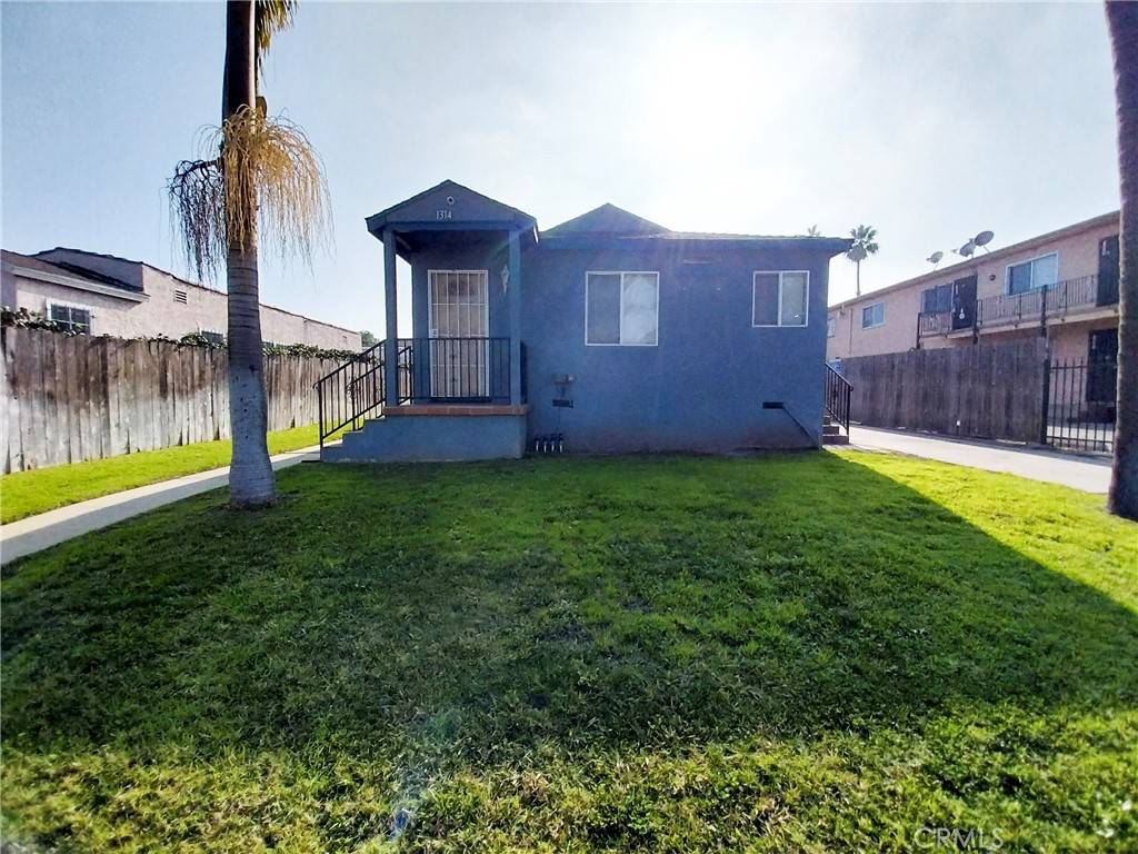 1314 W 106th ST, Los Angeles, CA 90044