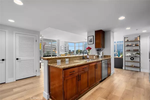 Long Beach, CA 90802,400 W Ocean BLVD #605
