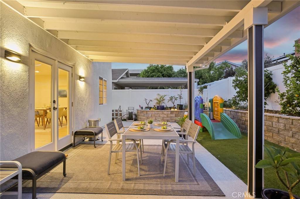 Lake Forest, CA 92630,22832 Larkin ST