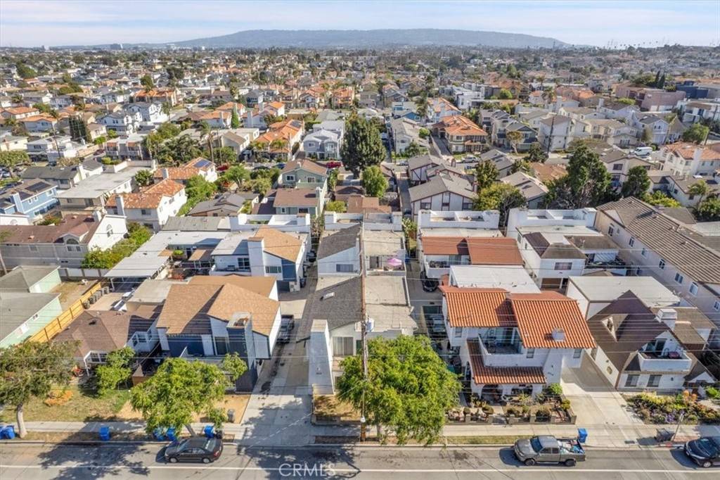 Redondo Beach, CA 90278,2212 Grant AVE
