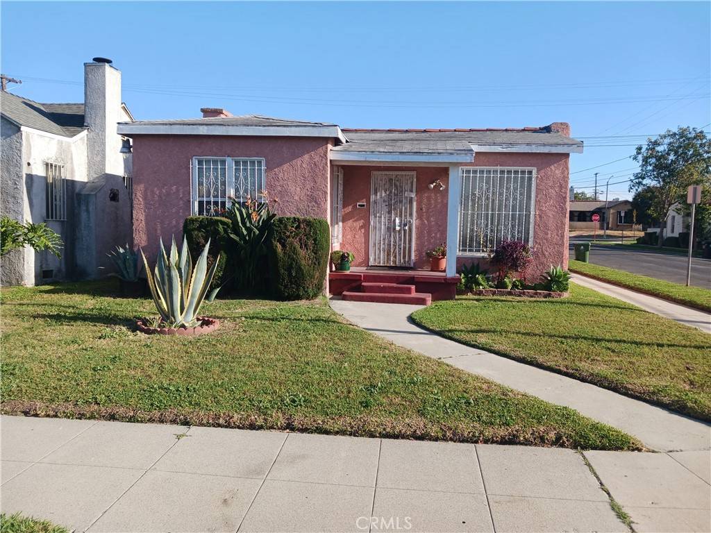 1960 W 67th ST, Los Angeles, CA 90047