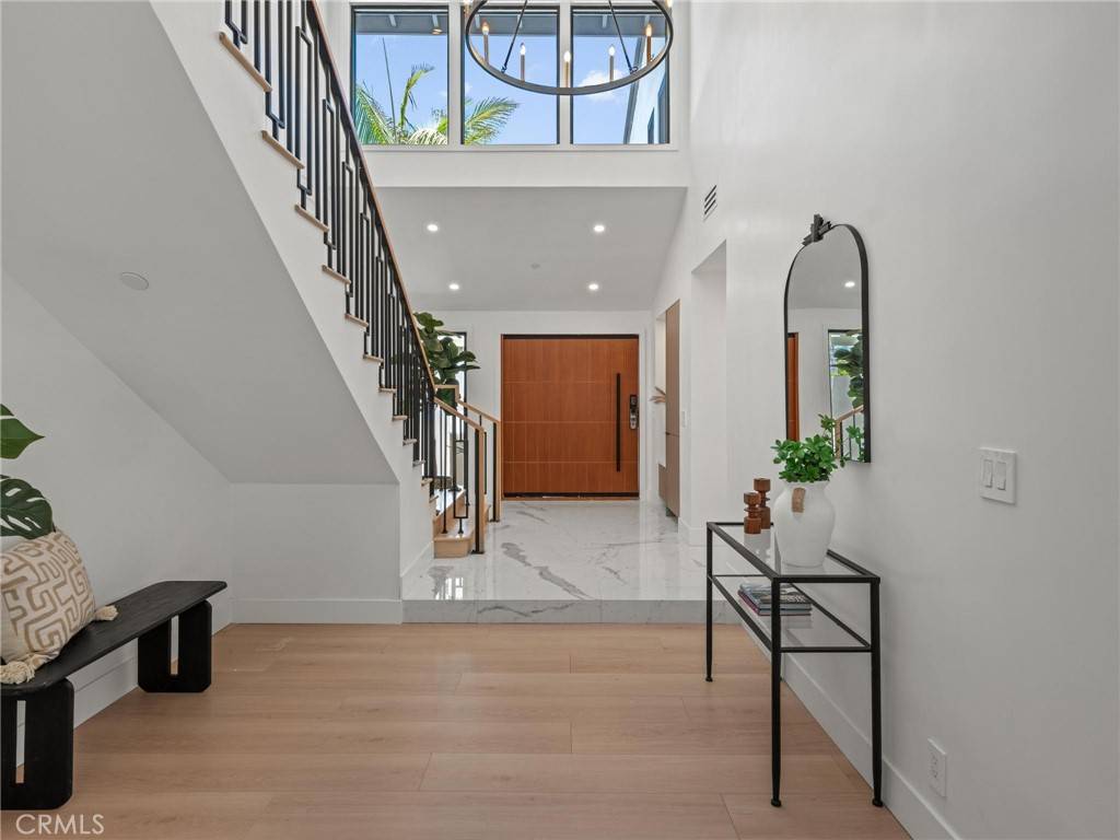 Corona Del Mar, CA 92625,24 White Water DR