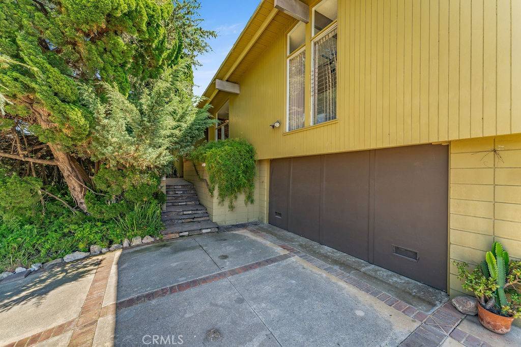 Rancho Palos Verdes, CA 90275,30211 Via Rivera