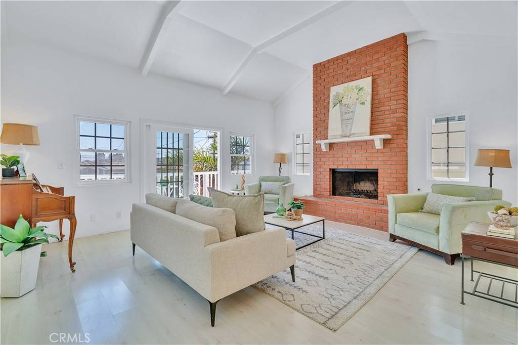 Redondo Beach, CA 90278,1713 Carlson