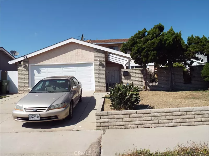 1311 Woodbury DR, Harbor City, CA 90710