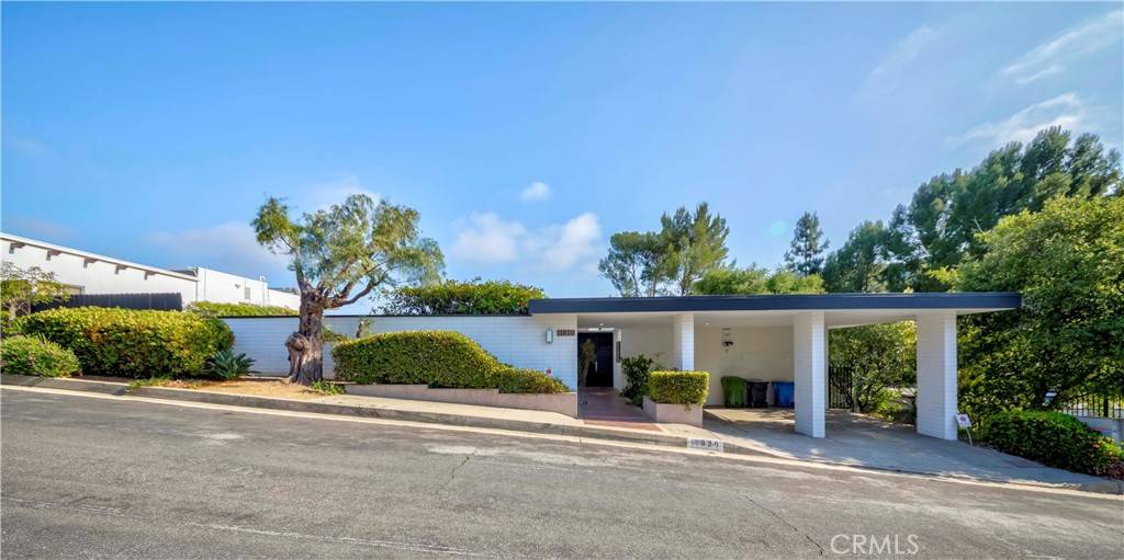 11820 Bel Terrace, Los Angeles, CA 90049