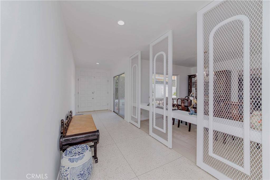 Los Angeles, CA 90049,11820 Bel Terrace