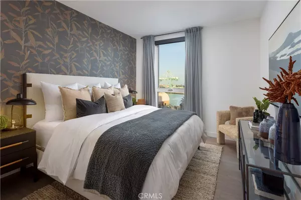 San Pedro, CA 90731,551 S Harbor #401