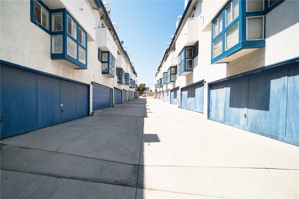 532 Venice WAY #8, Inglewood, CA 90302