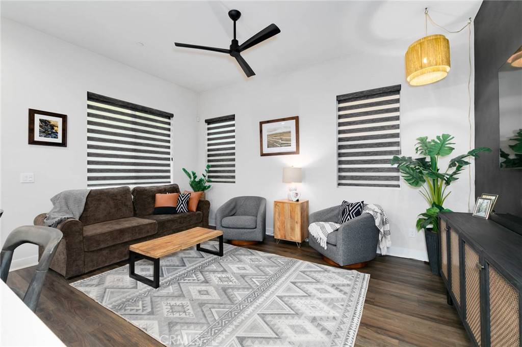Inglewood, CA 90301,656 Daniel Freeman CIR