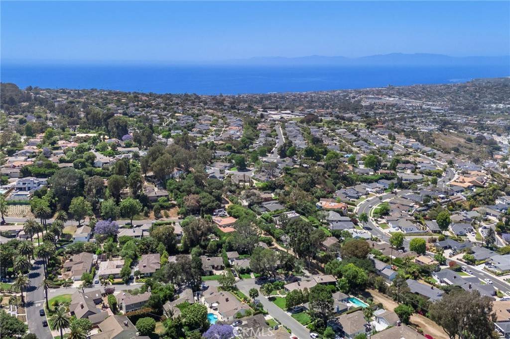 Palos Verdes Estates, CA 90274,109 Via Ardilla