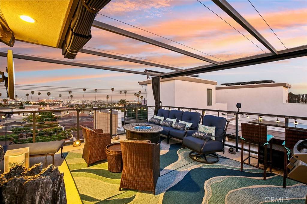 1833 S Mesa ST, San Pedro, CA 90731