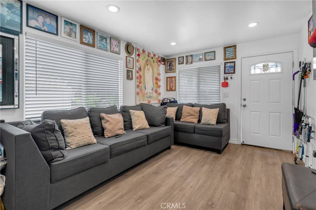 Ontario, CA 91762,226 W Maitland ST
