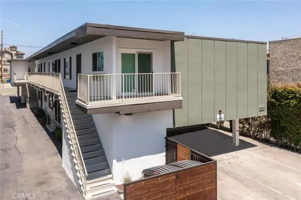 Los Angeles, CA 90034,3337 S Durango AVE