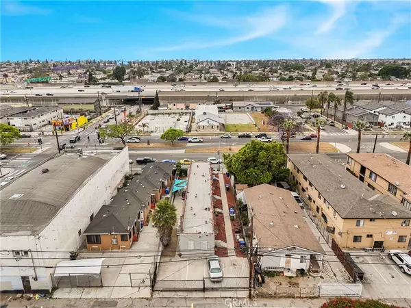 Los Angeles, CA 90061,10712 S Broadway