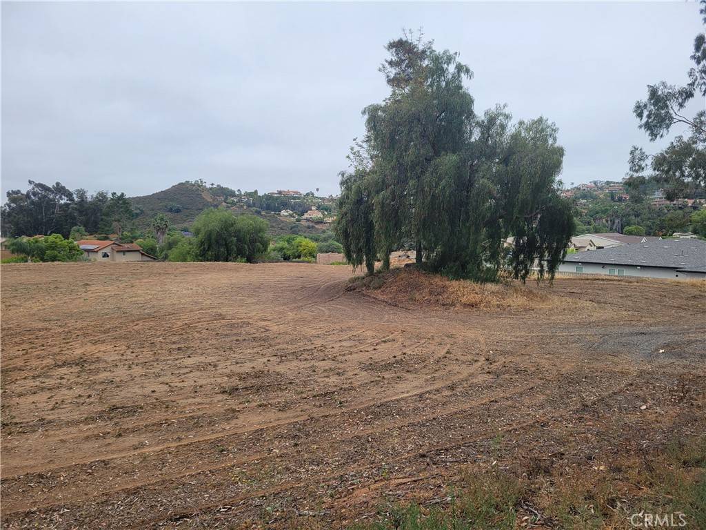 El Cajon, CA 92020,1819 Monte Vista RD