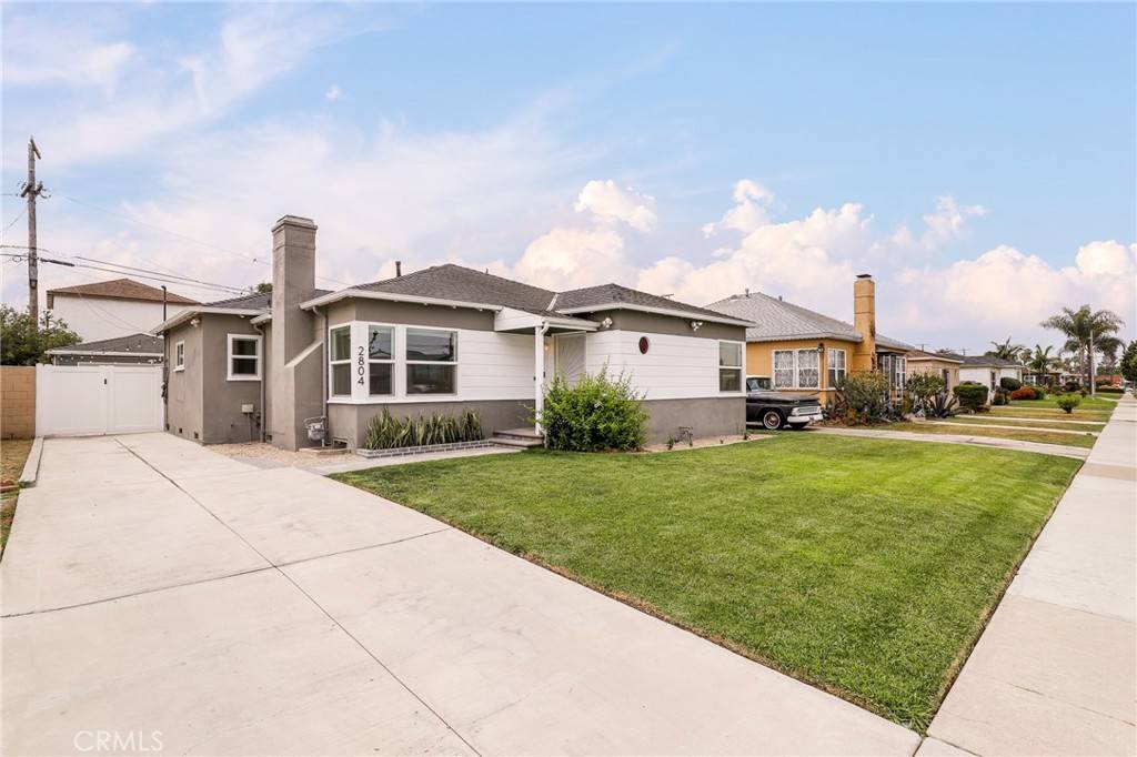 2804 W 84th ST, Inglewood, CA 90305