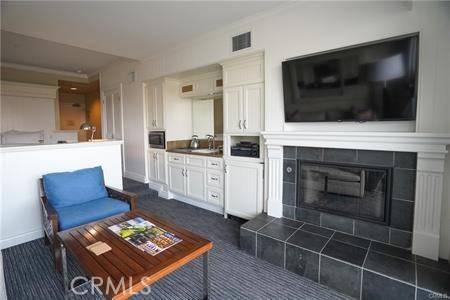 Hermosa Beach, CA 90254,1300 The Strand #109