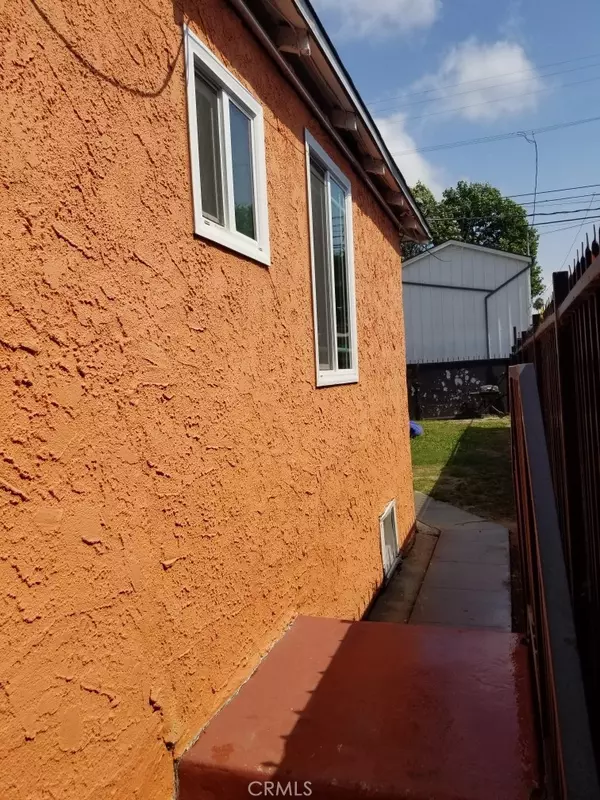 Los Angeles, CA 90043,5330 3rd AVE