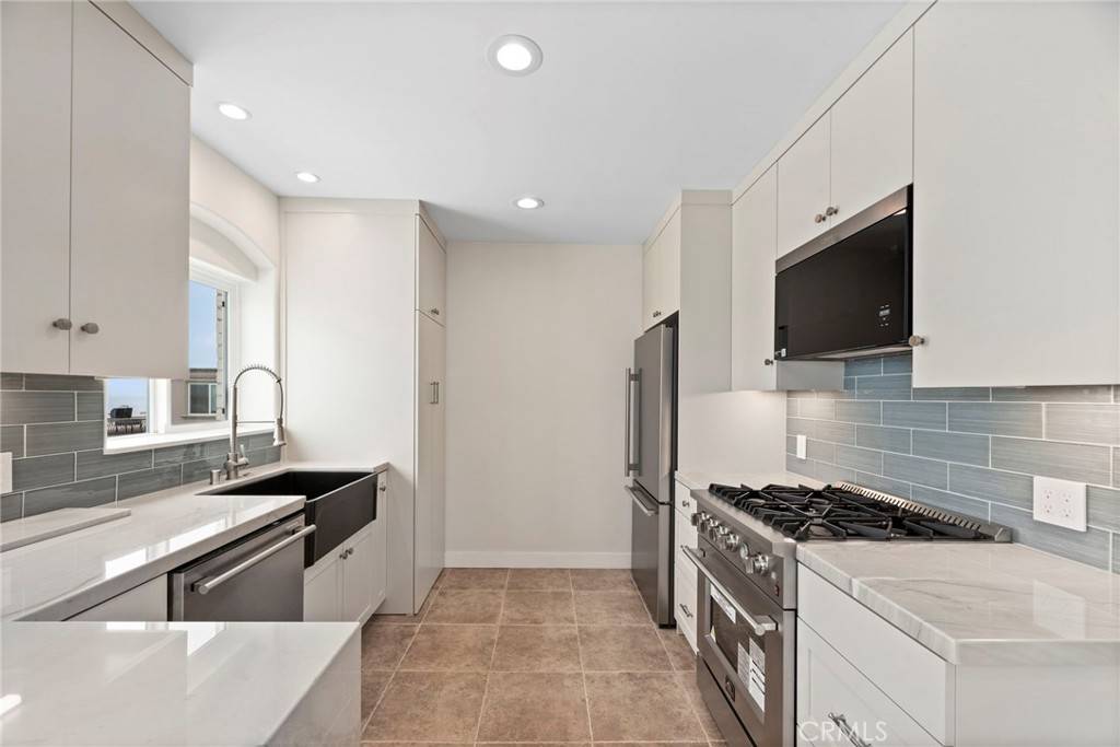 Manhattan Beach, CA 90266,3309 Highland Ave AVE