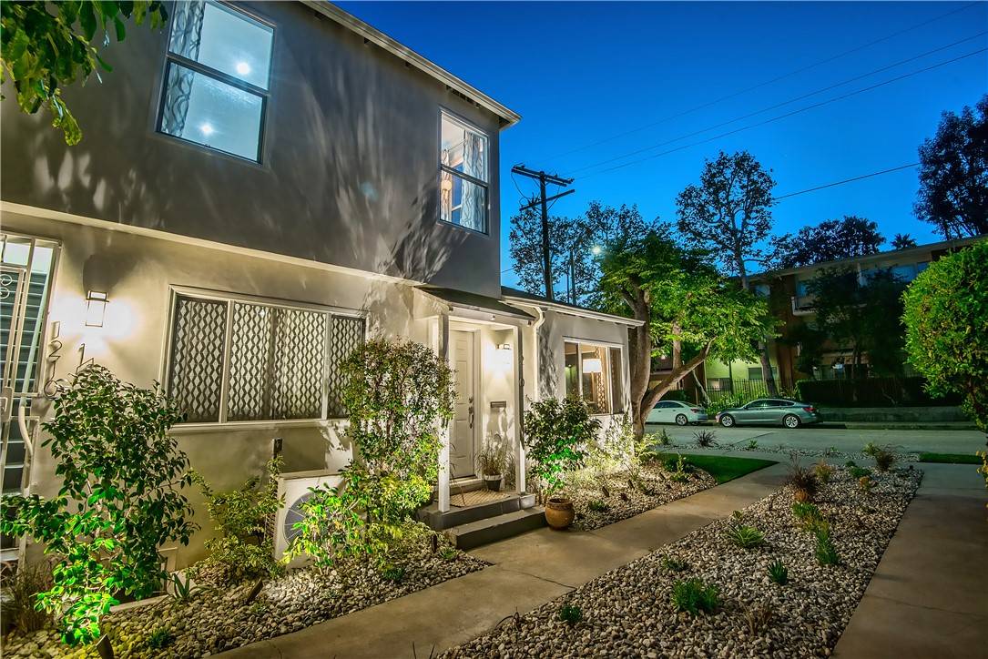 Los Angeles, CA 90019,1210 S Cochran AVE