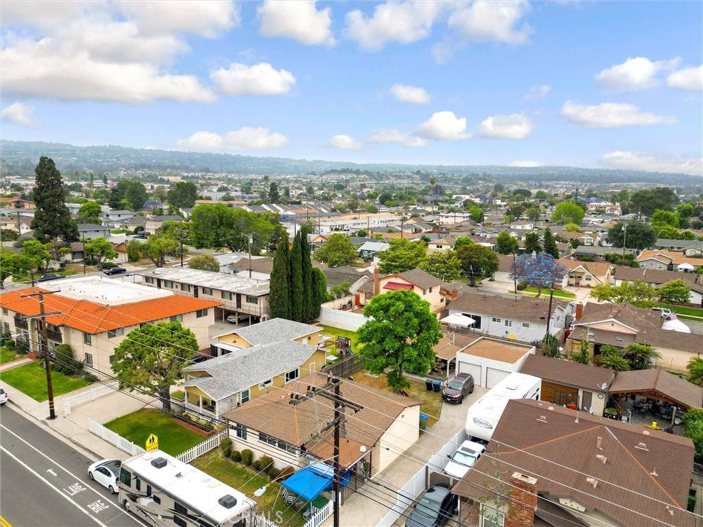 Lomita, CA 90717,25225 Eshelman AVE