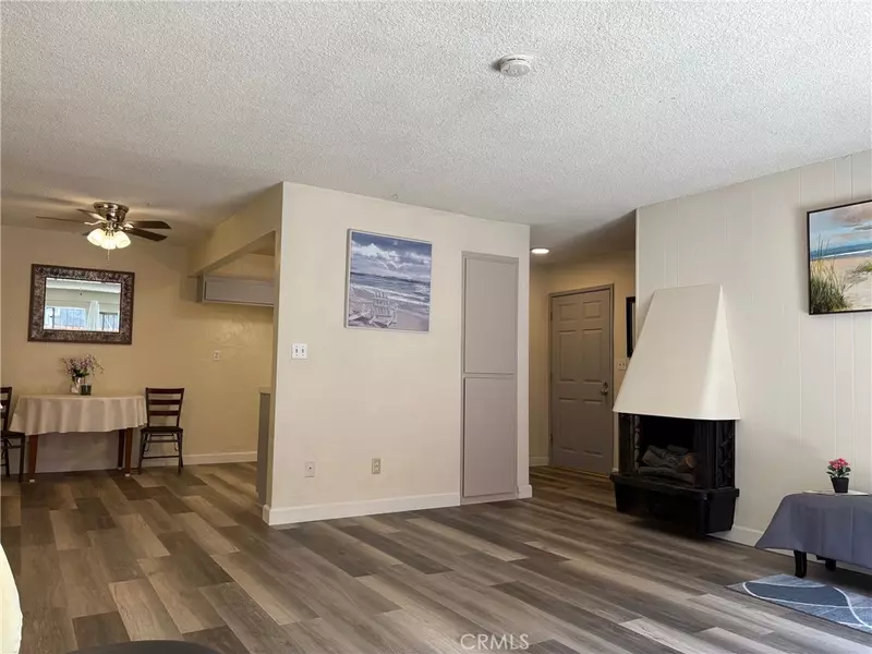 2706 Voorhees AVE #4, Redondo Beach, CA 90278