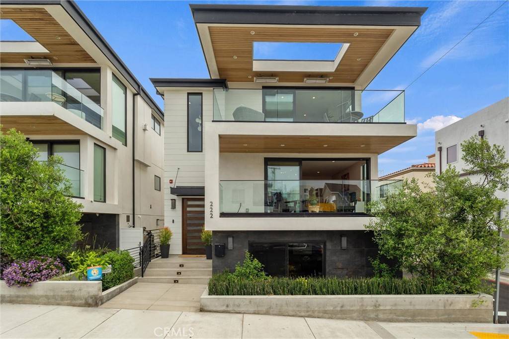 222 2nd ST, Hermosa Beach, CA 90254