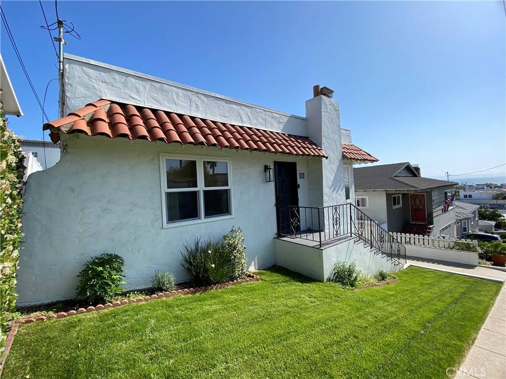 Hermosa Beach, CA 90254,912 8th PL