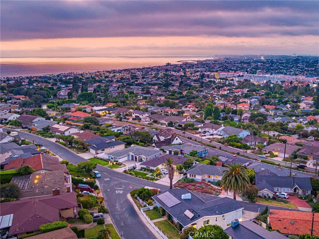 Redondo Beach, CA 90277,246 Via Los Miradores
