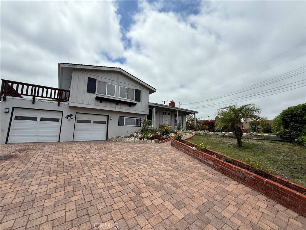 Rancho Palos Verdes, CA 90275,16 Goldenspur LN