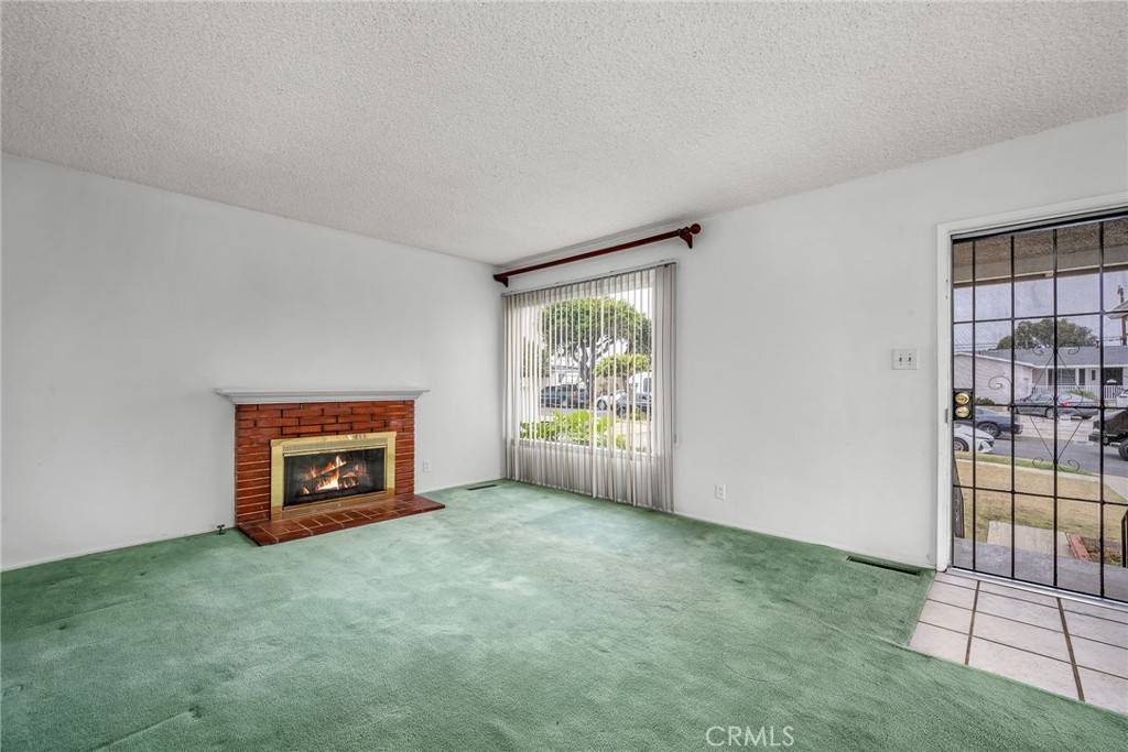 Harbor City, CA 90710,1512 247th PL