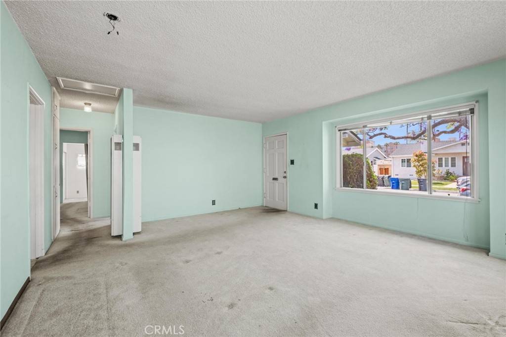 Hawthorne, CA 90250,5331 W 127th ST