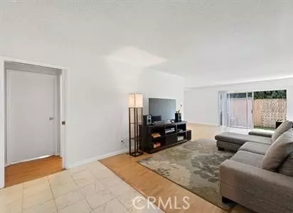 Los Angeles, CA 90025,1288 Barry AVE