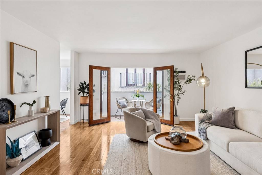 947 16th ST #5, Santa Monica, CA 90403