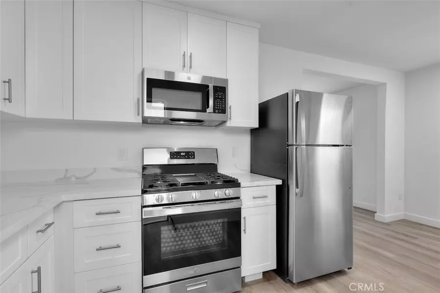 908 Manhattan AVE #B, Hermosa Beach, CA 90254