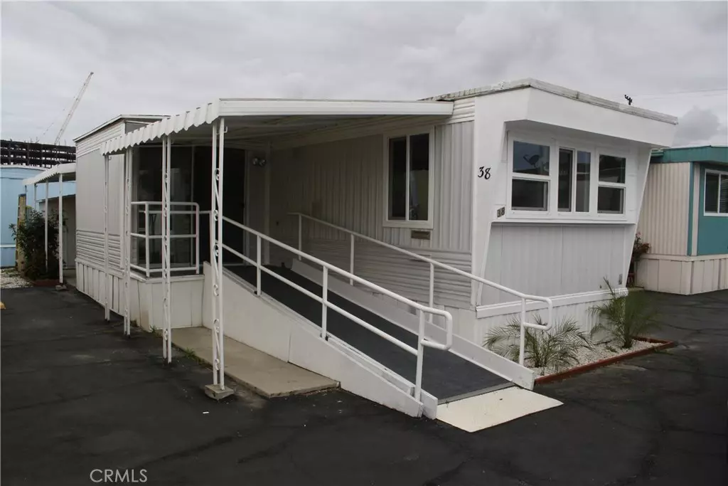 Torrance, CA 90501,21926 S Vermont #38