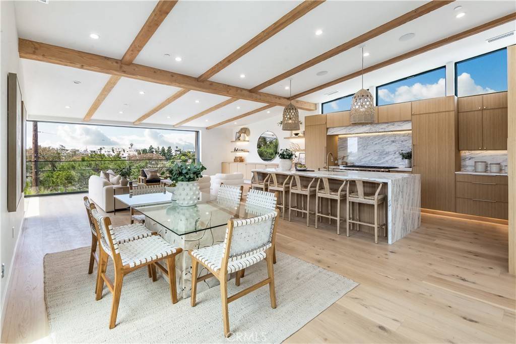 2007 Ava AVE, Hermosa Beach, CA 90254