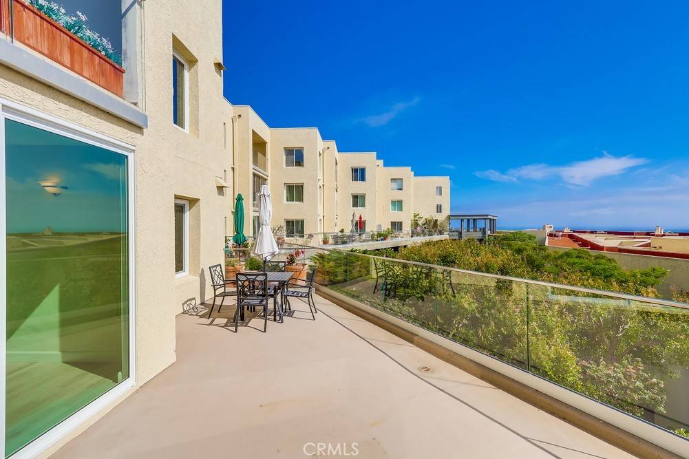 Rancho Palos Verdes, CA 90275,3200 La Rotonda DR #407
