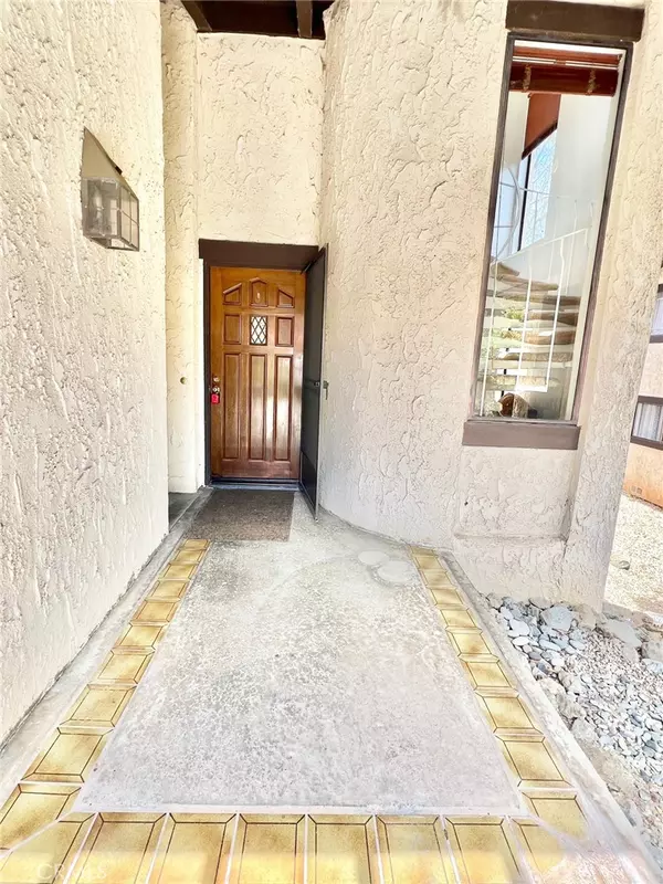 Avalon, CA 90704,35 Cabrillo DR