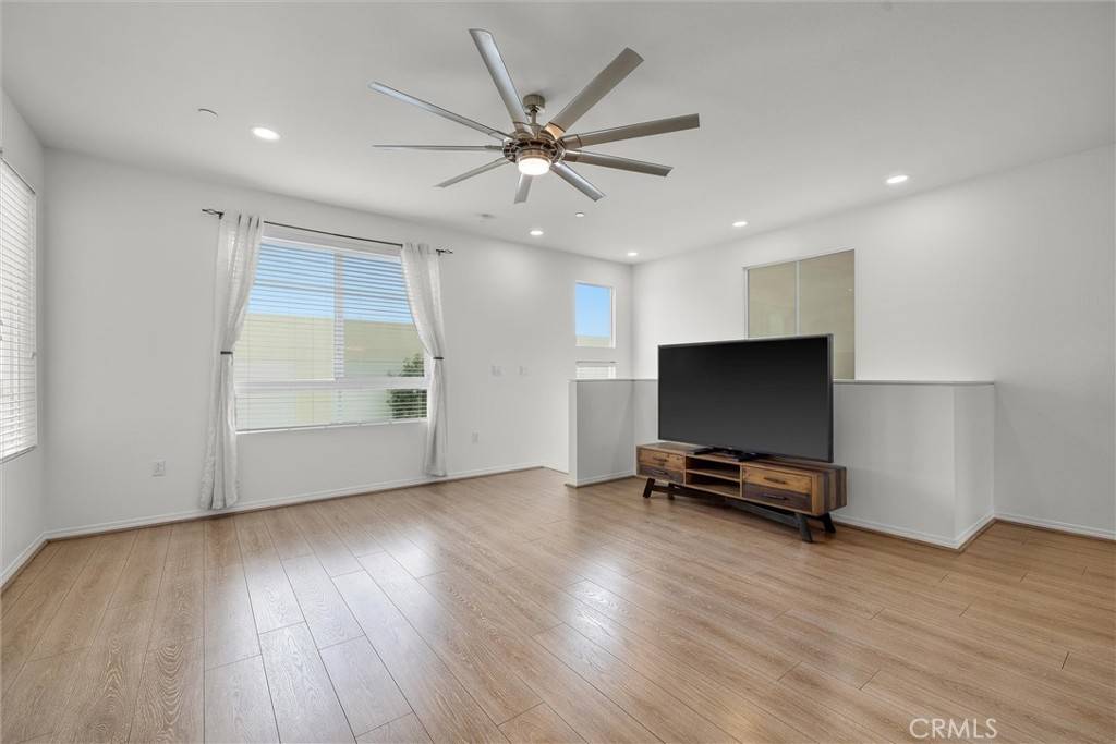 Hawthorne, CA 90250,12039 Stanley Park CT