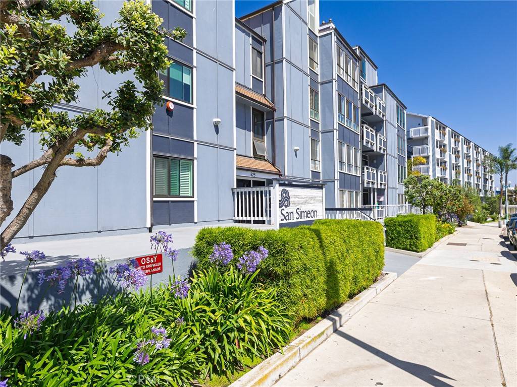 Redondo Beach, CA 90277,625 Esplanade #29