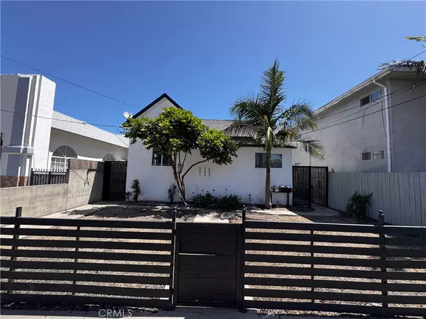 561 W 12th ST, San Pedro, CA 90731