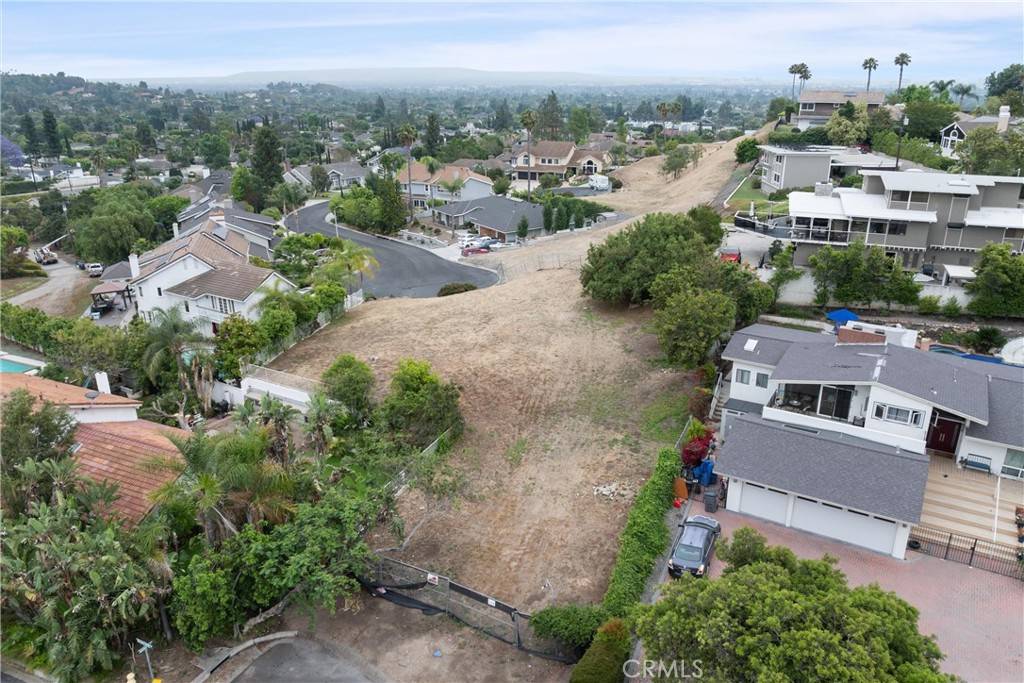 North Tustin, CA 92705,13121 Lemon Leaf LN