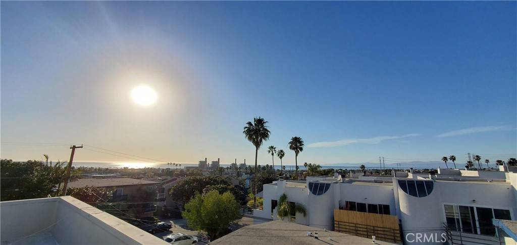 Redondo Beach, CA 90277,604 N Irena AVE #B
